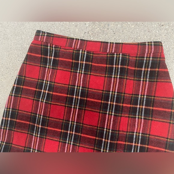 Hollister Ultra High-rise Wool Plaid Flannel mini Skirt size large - Picture 3 of 9